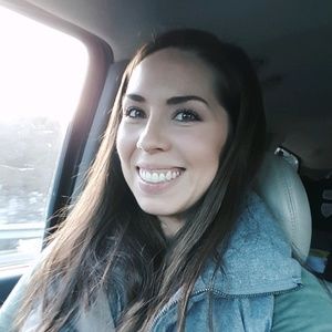 Meet your Posher, Liana